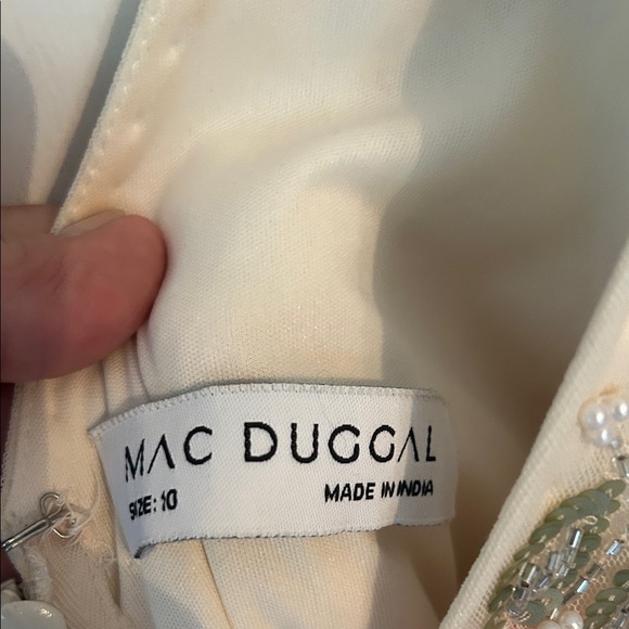 Mac Duggal Cream Dress with Pink Floral Embroidery, Size 10 - Picture 6 of 6